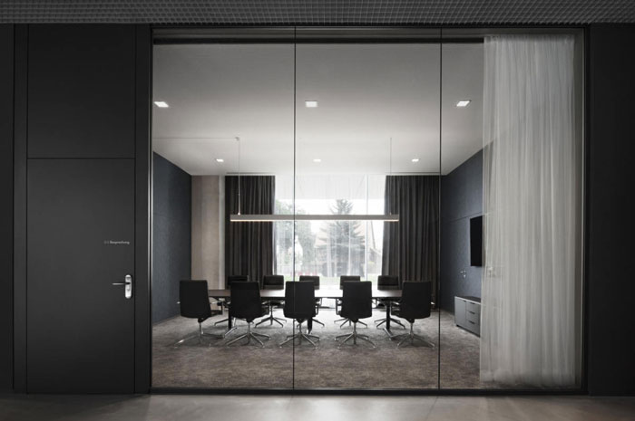 集團(tuán)辦公樓大會議室裝修設(shè)計(jì)效果圖