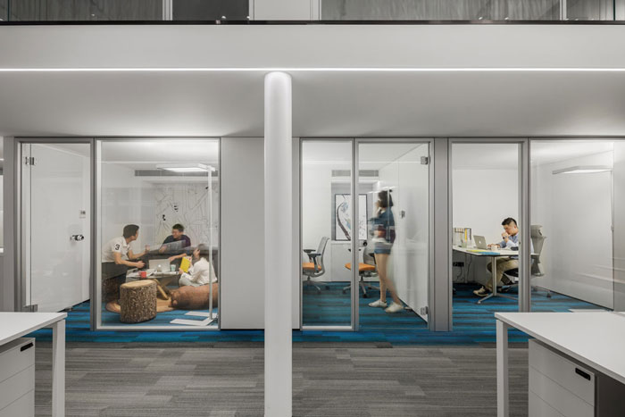 總部辦公室獨(dú)立辦公區(qū)裝修設(shè)計效果圖